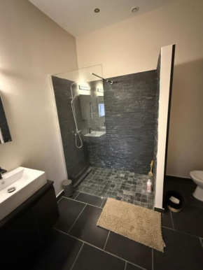 Jolie Maison spacieuse 6 min Centre Auxerre